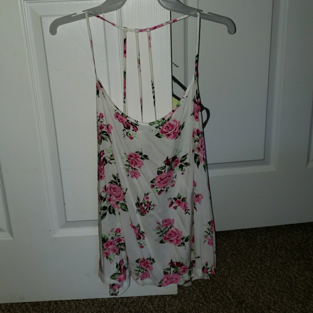 Floral Top - Picture 2 of 3